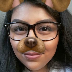 Meet your Posher, Loreena